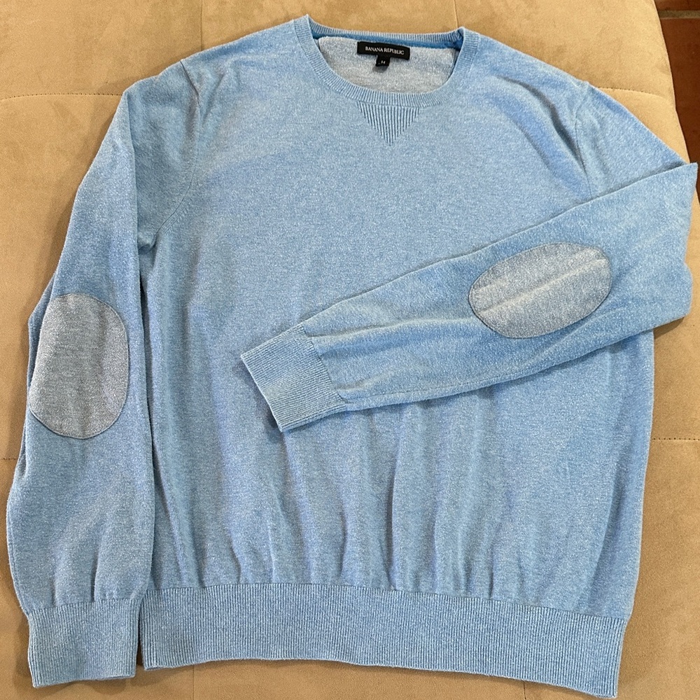 Banana Republic Light Blue Crewneck lightweight sweater sweatshirt